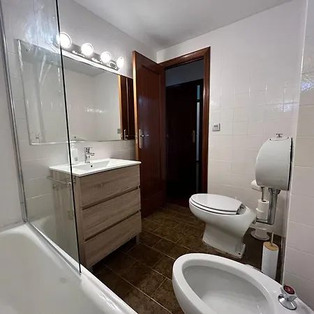 Centro. Tres Dormitorios, Dos Banos Y Terrazas Διαμέρισμα